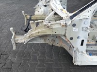 Podłużnica lewa fartuch ćwiartka Peugeot 3008 II