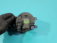 Halogen prawy Toyota Yaris III 81210-0D042
