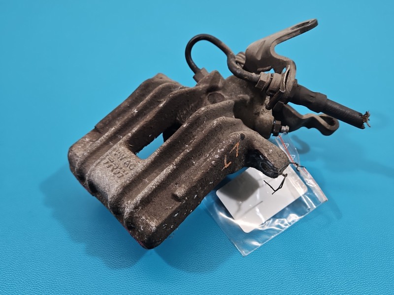 Zacisk tył prawy Seat Altea 1.9 tdi (BXE) HB