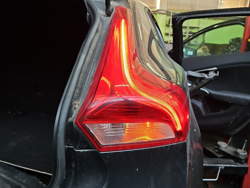 Lampa tył prawa Volvo V40 II 12- HB EUROPA 31395845