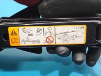 lewarek Podnośnik samochodowy trapezowy Peugeot 2008 I