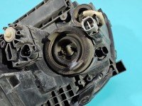 Reflektor prawy lampa przód Toyota Avensis II T25 EUROPA