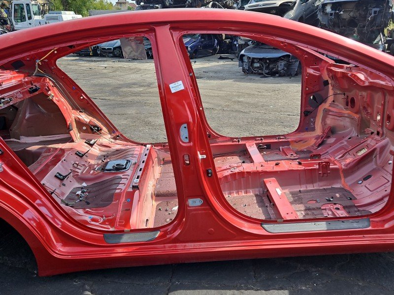 Próg prawy SŁUPEK ŚRODKOWY B Hyundai Elantra VI 15-20 sedan 4d LAVA ORANGE YR2 Próg prawy SŁUPEK ŚRODKOWY B Hyundai Elantra VI 15-20 sedan 4d LAVA ORANGE YR2