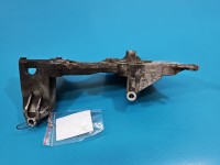 Mocowanie pompy wtryskowej uchwyt pompy wtryskowej AUDI Q5 8R 08- 059130147P