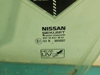 Szyba drzwi przód lewa Nissan Almera N16 HB