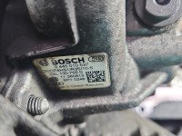 Pompa wtryskowa Skoda Octavia III 0445010537, 04L130755D 1.6 tdi