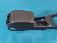 Podłokietnik TUNEL Skoda Octavia III 5E1863241 EUROPA