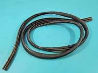 Uszczelka drzwi przód lewa Isuzu D-Max II 11-19