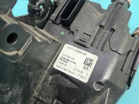 Zamek tył lewy GX73-24995-AC Jaguar XE X760 Jaguar