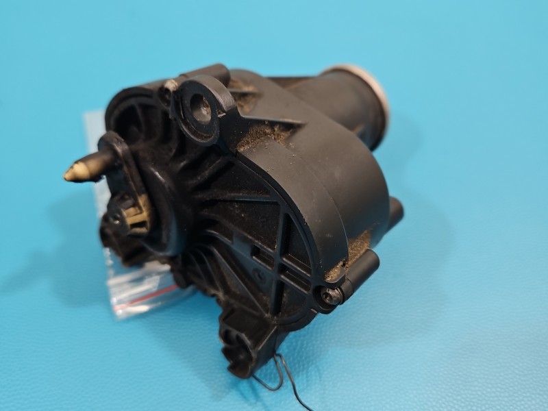 Nastawnik klap kolektora bmw F30 8570791 2.0d (NZ7D20C)