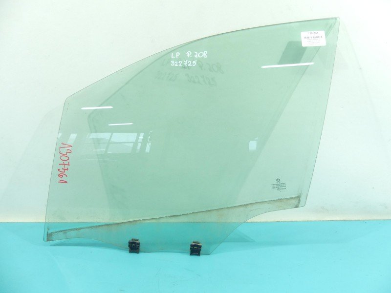 Szyba drzwi przód lewa Peugeot 208 I HB