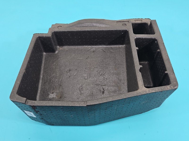 Wkład styropian bagażnika koła zapasowego Lancia Thema II 11-14 05030175 Wkład styropian bagażnika koła zapasowego Lancia Thema II 11-14 05030175