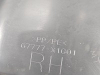 Tapicerka drzwi przód prawa boczek Toyota Corolla E21 19- 67777-X1G01, 67611-X1001