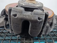 Zacisk przód prawy BMW G30 2.0d