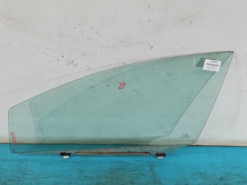 Szyba drzwi przód lewa Toyota Avensis III T27 kombi