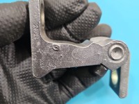 Zawias drzwi przód lewy Skoda Kamiq