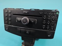 Radio fabryczne Mercedes W204 A2048708990 radioodtwarzacz
