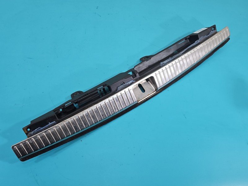 Osłona ZAŚLEPKA PLASTIK Mercedes W213 A2136900141