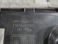 Osłona silnika górna Toyota Auris II 11212-0T080 1.6 16V