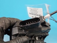 Zamek przód lewy 31349859 VOLVO S60 II 10- EUROPA Producent części: Volvo, 6pin