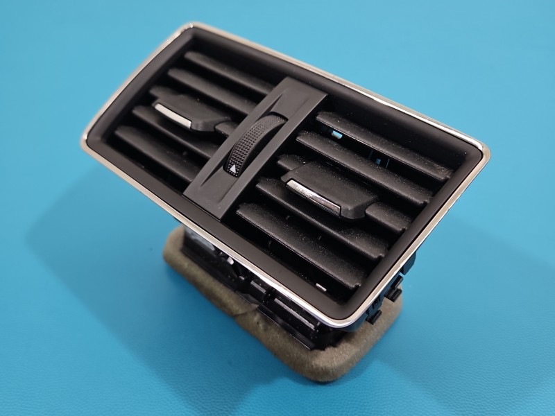 Kratka nawiewu Skoda Superb III 3V0819203C EUROPA