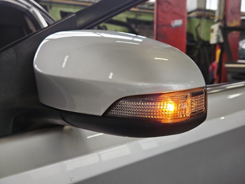 Lusterko lewe pin Toyota Auris II HB 5d kolor srebrny, 1F7 europa