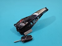 Klamka przód lewa zewnętrzna Opel Zafira C 13577484 85T TAGW