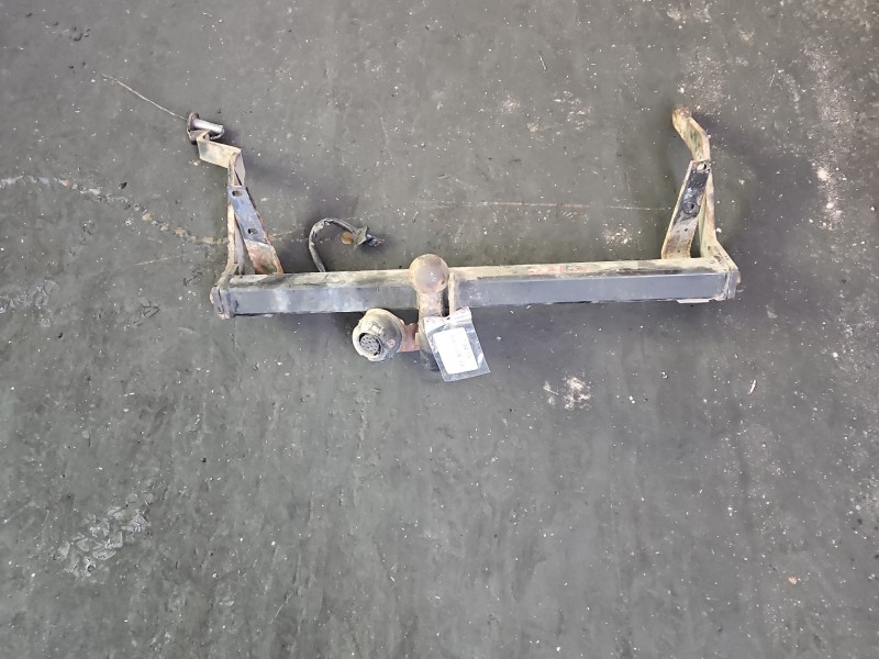 Hak holowniczy Renault Scenic I