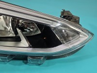 Reflektor prawy lampa przód Ford Focus Mk4 EUROPA