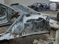 Błotnik tył prawy Toyota Corolla E16 E18 13- biały 040 ćwiartka