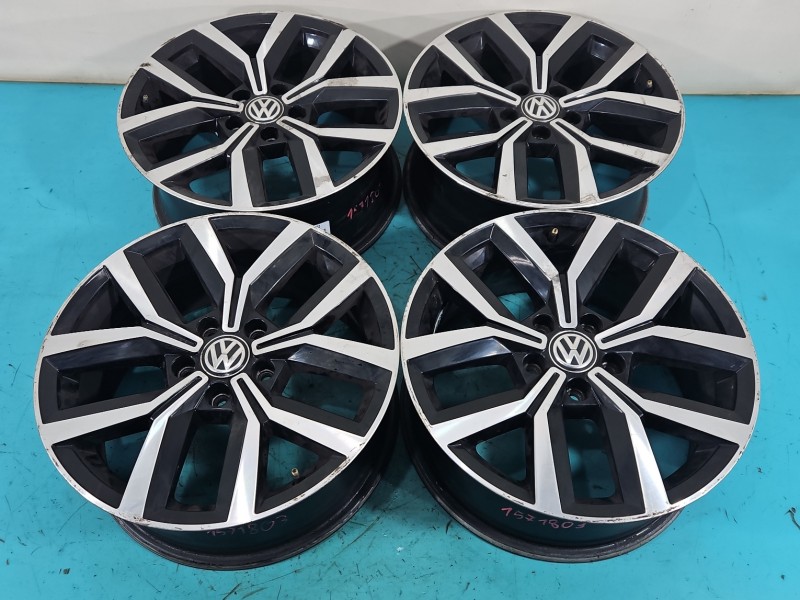 alufelgi felgi 17" komplet Vw Passat B8 R17 Szerokość felgi: 7.0", Rozstaw śrub: 5x112, Odsadzenie (ET): 40, Volkswagen,...