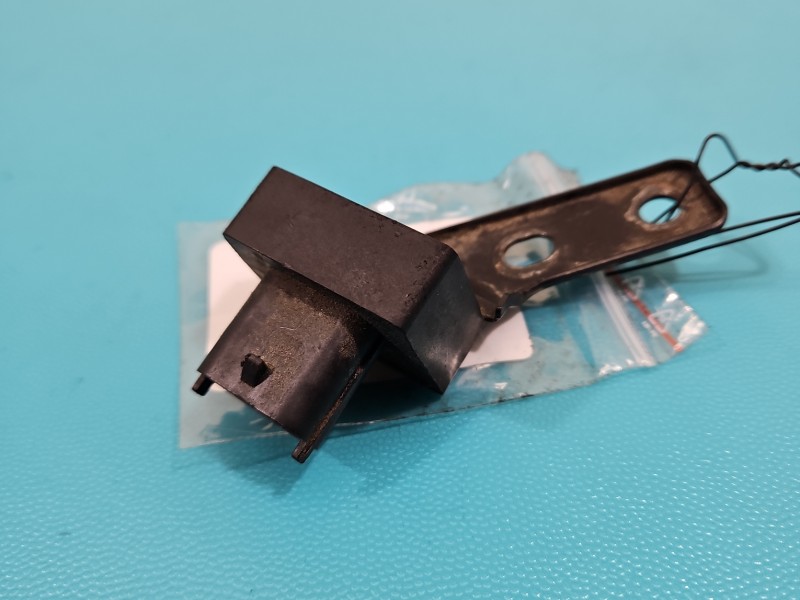 Czujnik zawieszenia Opel Insignia A 002455000046, 12841592