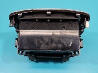 Konsola panel nawiewu Hyundai Sonata V NF 84742-3K000