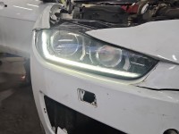 Reflektor prawy lampa przód Jaguar XE X760 EUROPA