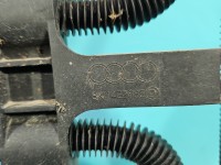 Chłodnica oleju Audi A5 8T 8K0422885D 3.0 tdi