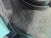 Reflektor lewy lampa przód Toyota Yaris III EUROPA