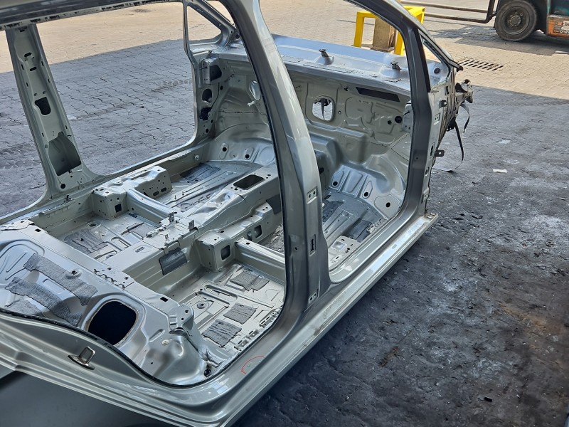 Próg prawy SŁUPEK ŚRODKOWY B Vw Golf Sportsvan HB 5d Lb7w