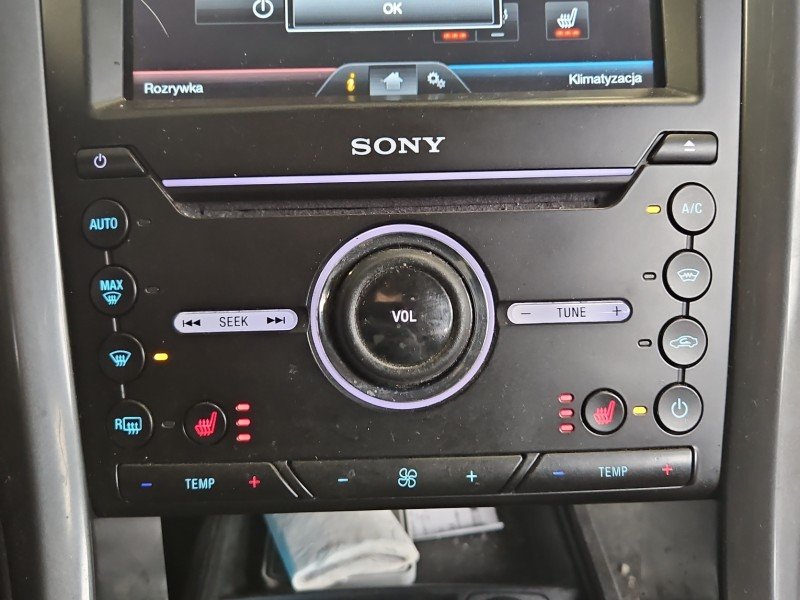 Konsola panel nawiewu Ford Mondeo Mk5