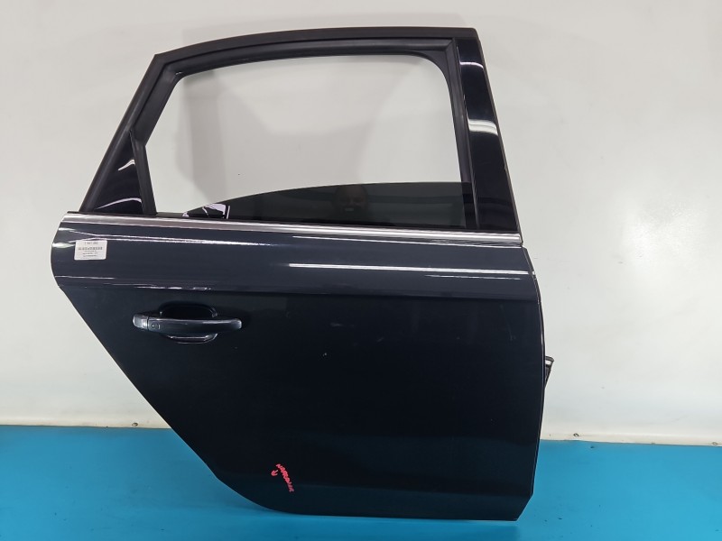Drzwi tył prawe AUDI A4 B8 sedan 4d LZ7H
