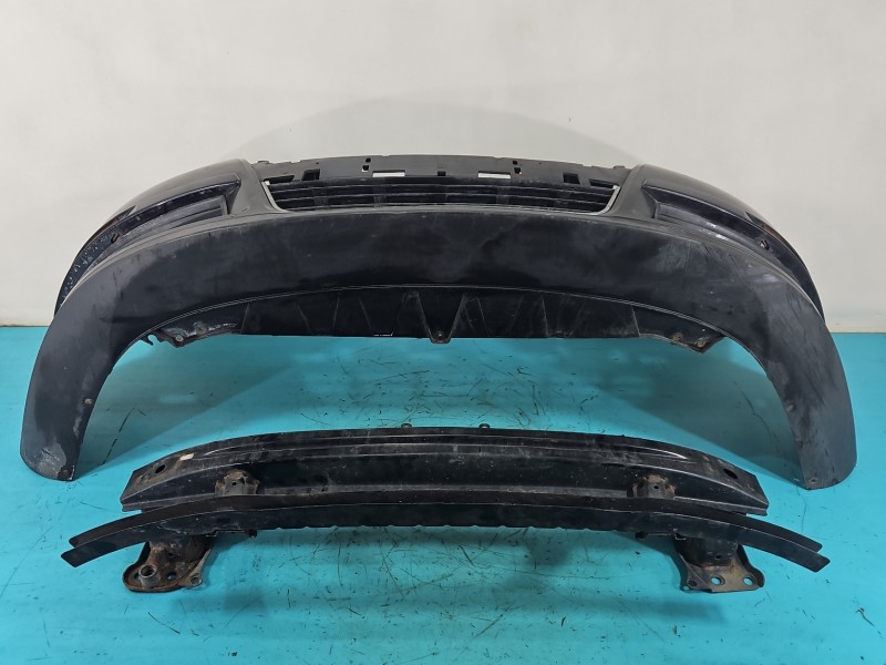 Zderzak przód Vw Passat B6 LC9X