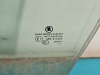 Szyba drzwi przód lewa Skoda Fabia III HB
