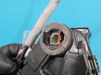 Zamek przód prawy Renault Express EUROPA 4pin, uszkodzenia widoczne na zdjęciach 805022699R