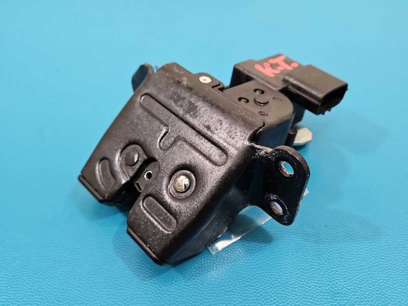 Zamek klapy tył 81230A6000, 81230-A6000 Hyundai I30 II 12-16 HB 4 PIN
