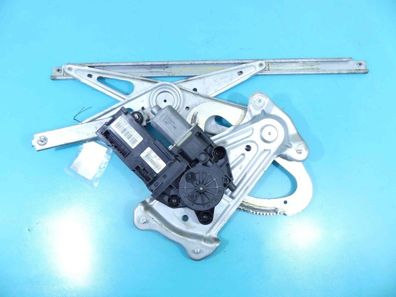 Podnośnik przód lewy SZYBY WINDA Renault Fluence 807310699R, 918346-100, 0130822479 4d sedan