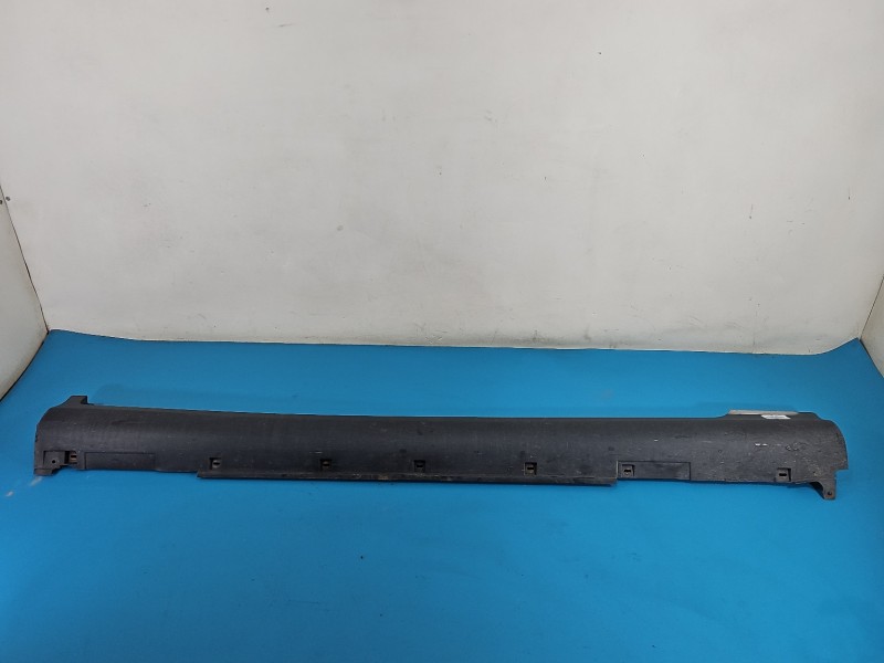 Listwa progowa prawa PRÓG NAKŁADKA INFINITI QX50 768501BA0A