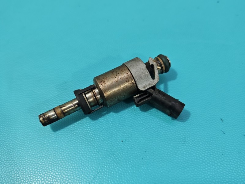 Wtryskiwacz AUDI Q5 08- 0261500087 2.0 TFSI