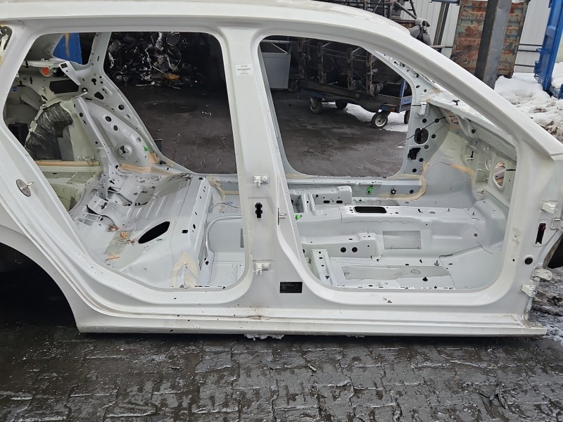 Próg prawy SŁUPEK ŚRODKOWY B Skoda Kamiq HB 5d biały LF9E