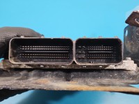 Komputer Sterownik silnika 98113172 Opel Zafira B 1.7 cdti (A17DTR)