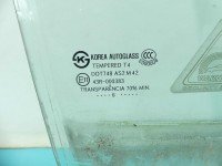 Szyba drzwi przód prawa Kia Carnival II 05-14 HB