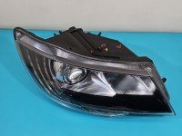Reflektor prawy lampa przód Skoda Superb II EUROPA